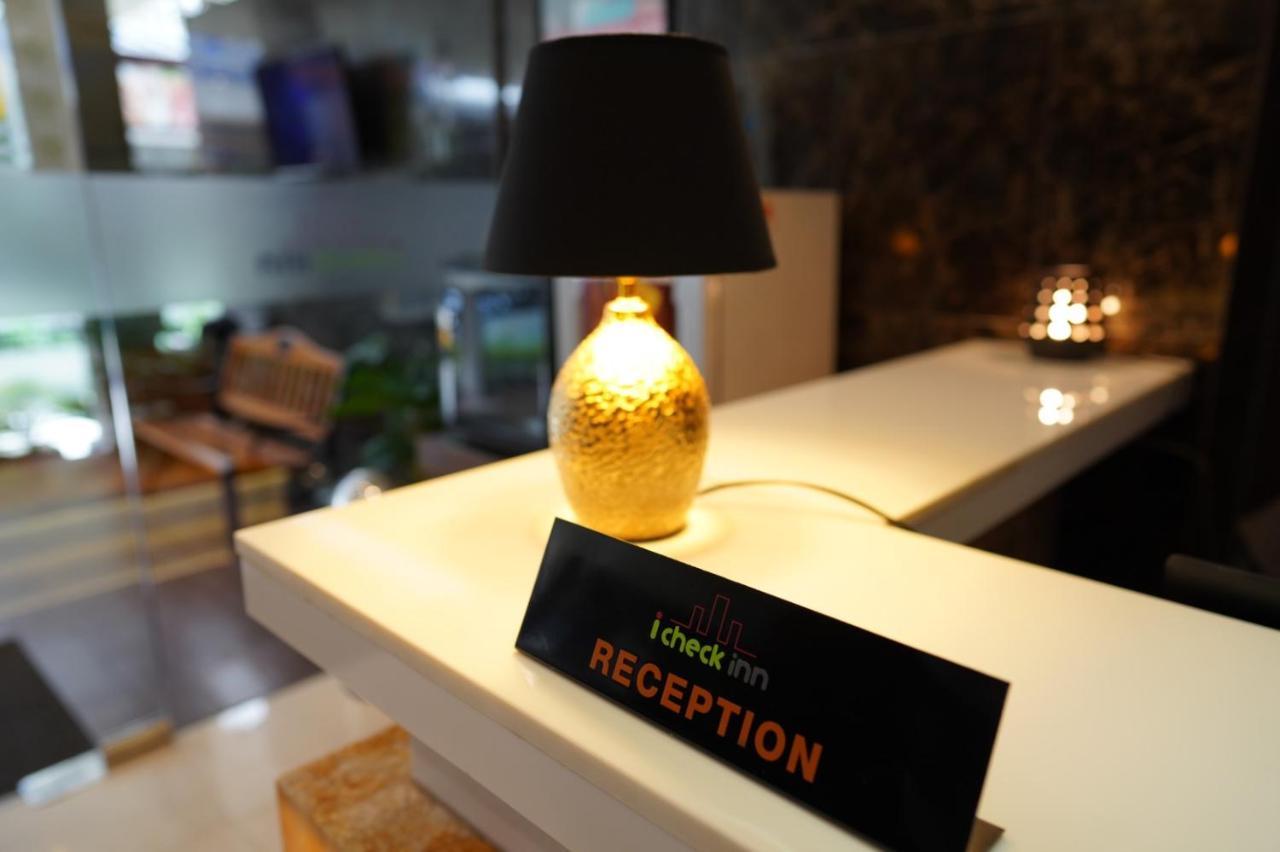 Icheck Inn Nana By Aspira Bangkok Exteriér fotografie